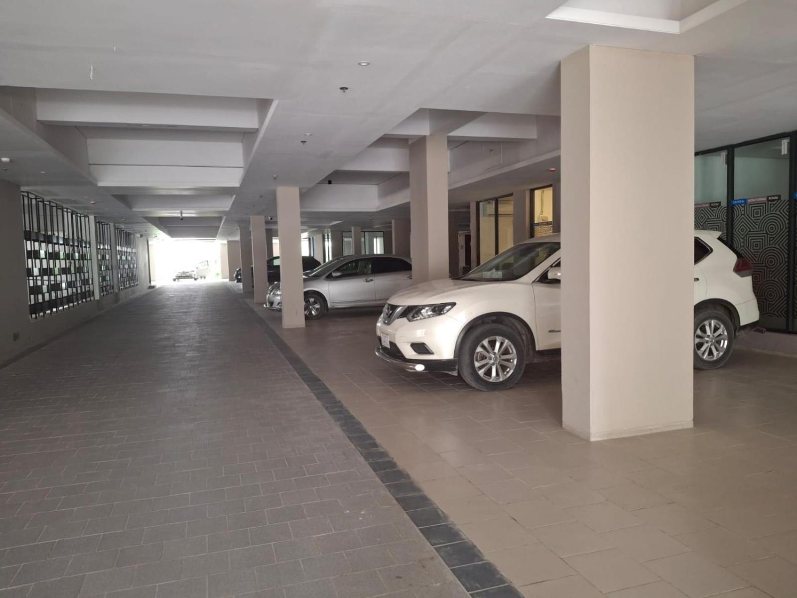Elegant Secured Family Apartment With Open Space Dhaka Exteriör bild