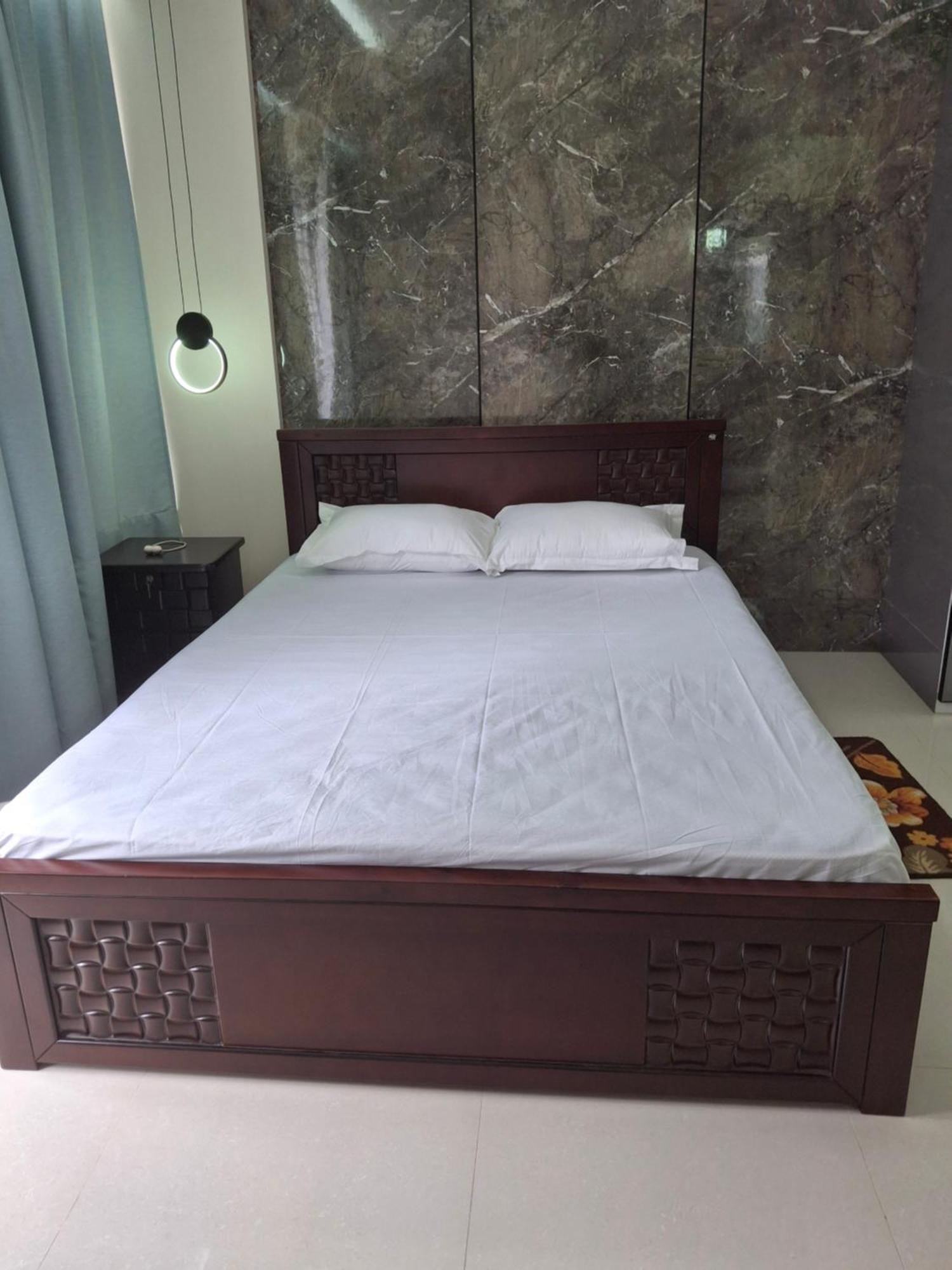 Elegant Secured Family Apartment With Open Space Dhaka Exteriör bild